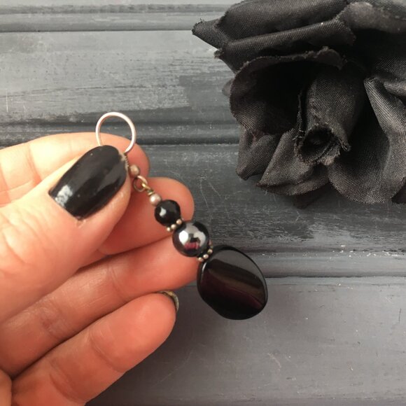 Black Dangly Earrings - Picture 3 of 8